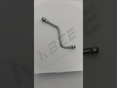 掘削機の燃料供給管